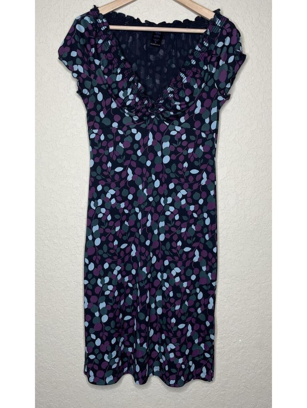 Max and Cleo Sheath Dress Women’s Size Medium Black V-Neck Short Sleeve Vintage